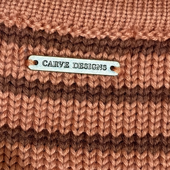 Carve Designs sweater - Picture 4 of 7